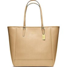 SAFFIANO TOTE