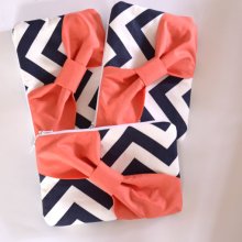 Set of 3 Bridesmaids Clutch Bridesmaid Pouch Bridal Clutch Bridal Accessories Cosmetic Case Zippered Navy & White Chevron with Coral Bow