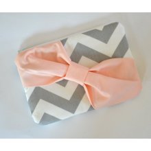 Set of 5 Grey & White Chevron w/ Light Peach Diagonal Bow Bridesmaid Clutch Bridal Accessories Wedding Gift Bridal Clutch Zippered