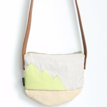 Small cross body bag/ linen and leather day bag/ Green mountain design