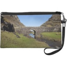 The Gap of Dunloe Wristlet Purse