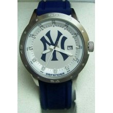 New York Yankees Fossil Mens Three Hand Silicone Watch MLB1066