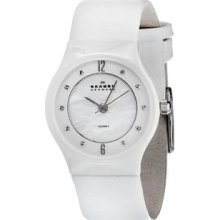 Women's Ceramic Case Quartz Leather